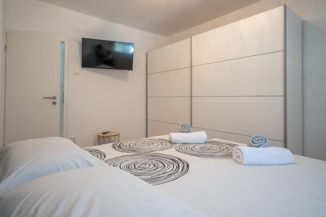 Apartman Mirjana Leilighet *